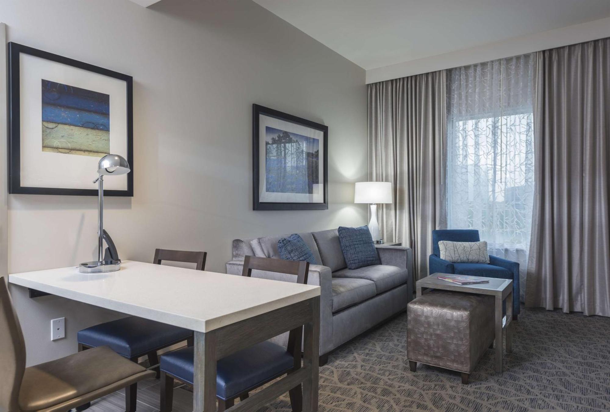 Embassy Suites By Hilton The Woodlands Ngoại thất bức ảnh